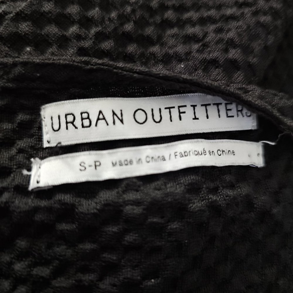 URBAN OUTFITTERS SHEER TOP
